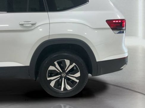 Used 2026 Volkswagen Atlas SE AWD/4WD image 35