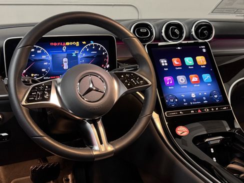 Certified 2025 Mercedes-Benz GLC 300 4MATIC image 35