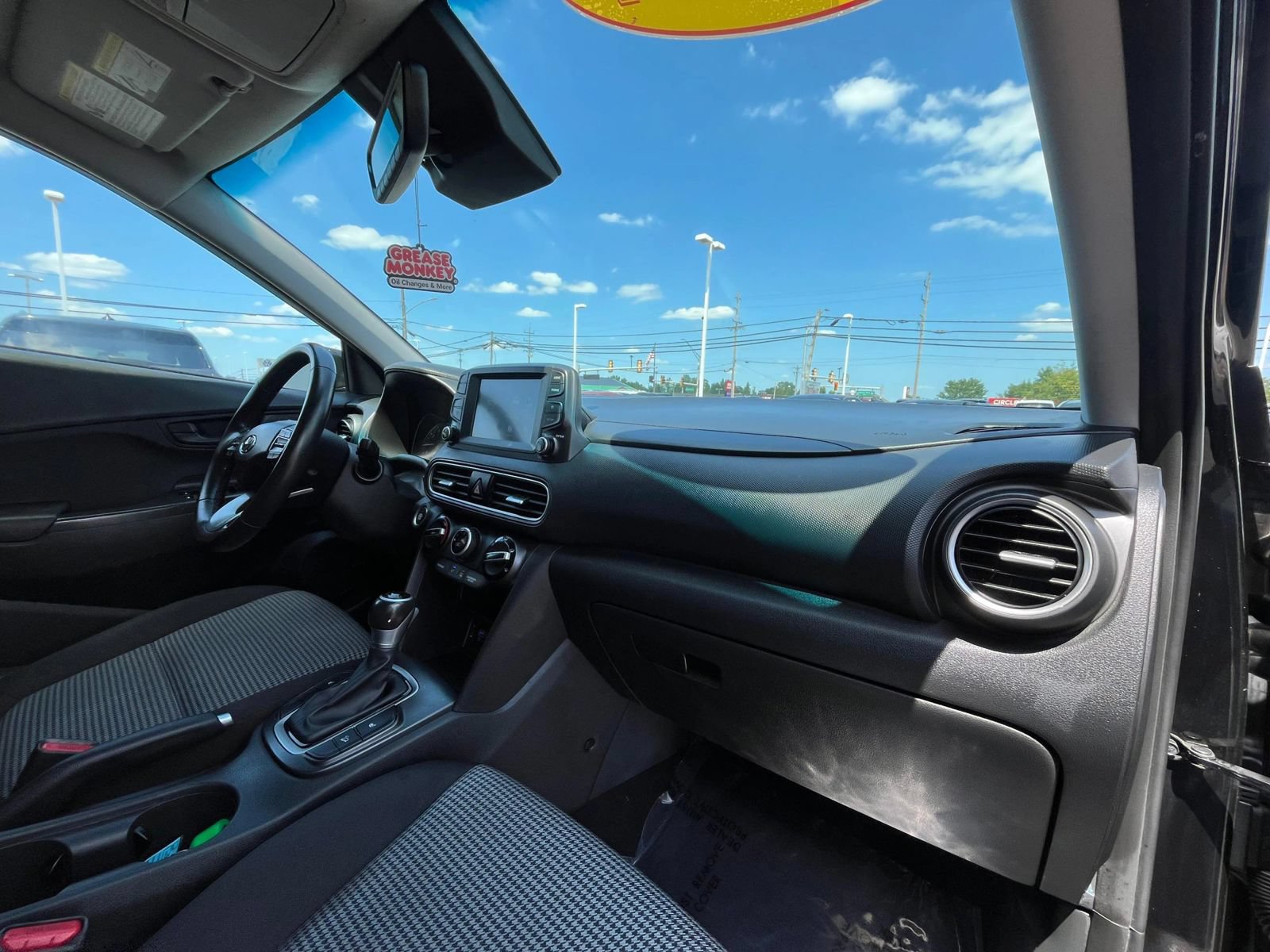 Used 2021 Hyundai Kona SEL Plus w/ Cargo Package FWD image 27