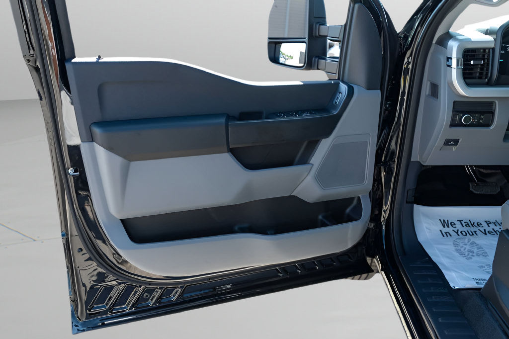 New 2026 Ford F250 XL AWD/4WD image 14