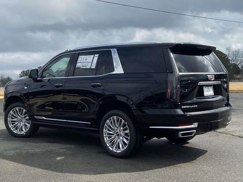 New 2026 Cadillac Escalade Luxury image 4