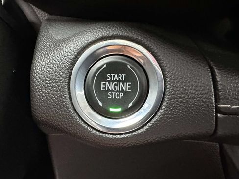 Used 2022 Buick Envision Preferred w/ Safety Package FWD image 27
