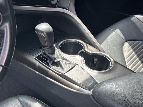 Used 2021 Toyota Camry SE image 29