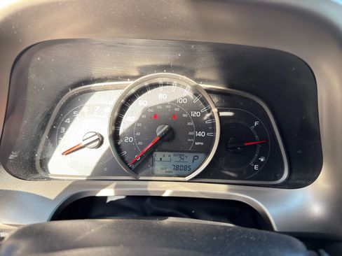 Used 2015 Toyota RAV4 LE image 12