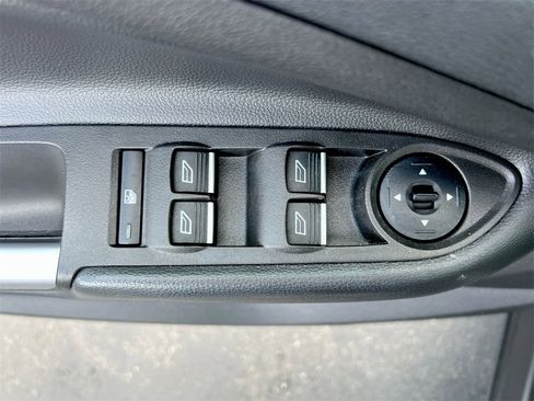 Used 2019 Ford Escape SEL image 20