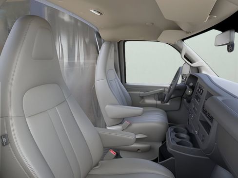 New 2026 Chevrolet Express 4500 w/ Power Convenience Package RWD image 11