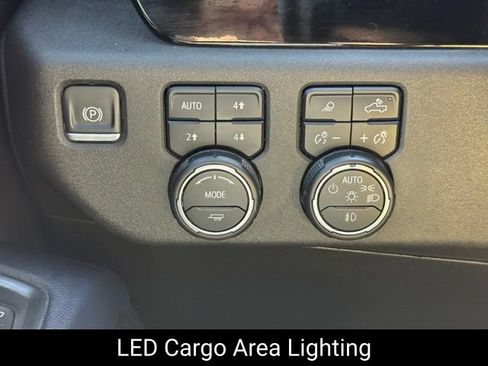 Used 2024 Chevrolet Silverado 3500 High Country AWD/4WD image 35