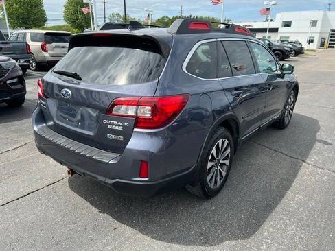 Used 2016 Subaru Outback 2.5i Limited AWD/4WD image 5