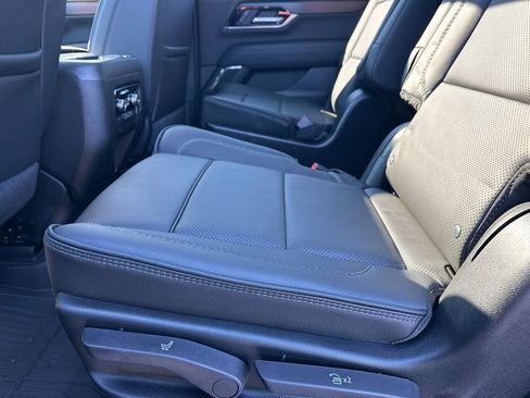 New 2026 GMC Yukon XL Denali w/ Sun & Power Step Package image 21