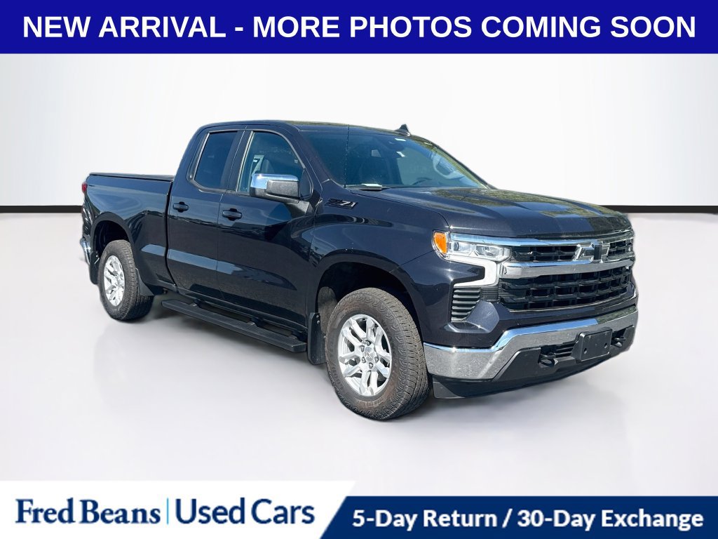 Used 2023 Chevrolet Silverado 1500 LT w/ Z71 Off-Road Package AWD/4WD image 1