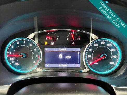 Used 2023 Chevrolet Traverse LT FWD image 16