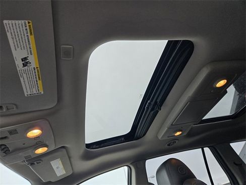 Used 2016 Buick Enclave Leather image 7