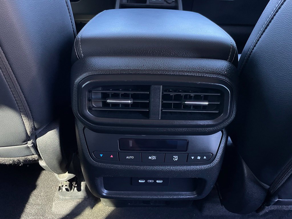 Used 2024 Honda Pilot EX-L image 37