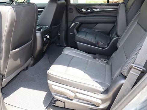 Used 2022 GMC Yukon Denali AWD/4WD image 5