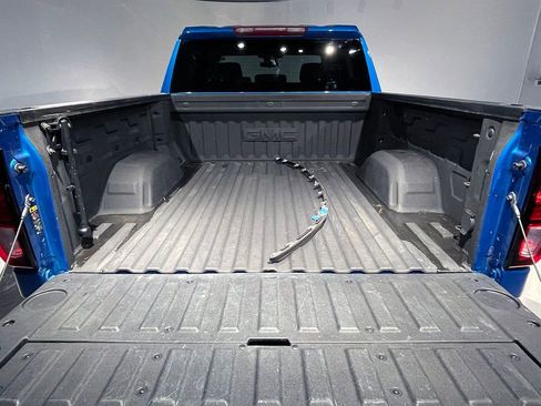 Used 2023 GMC Sierra 1500 Elevation w/ X31 Off-Road Package image 5