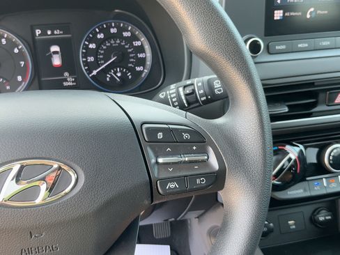 Used 2023 Hyundai Kona SEL AWD/4WD image 23