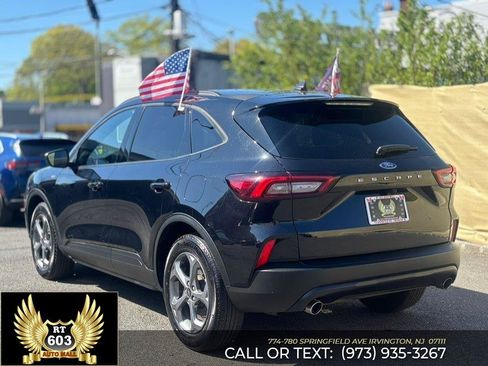 Used 2025 Ford Escape ST-Line FWD image 6