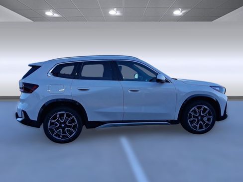 Used 2026 BMW X1 xDrive28i w/ Convenience Package AWD/4WD image 7