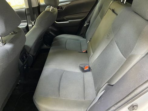 Used 2025 Toyota RAV4 LE AWD/4WD image 22