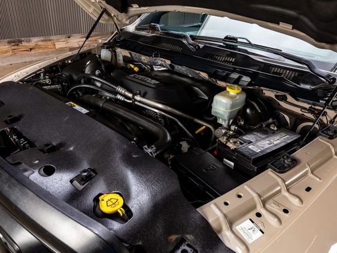 Used 2018 RAM 2500 Power Wagon image 37