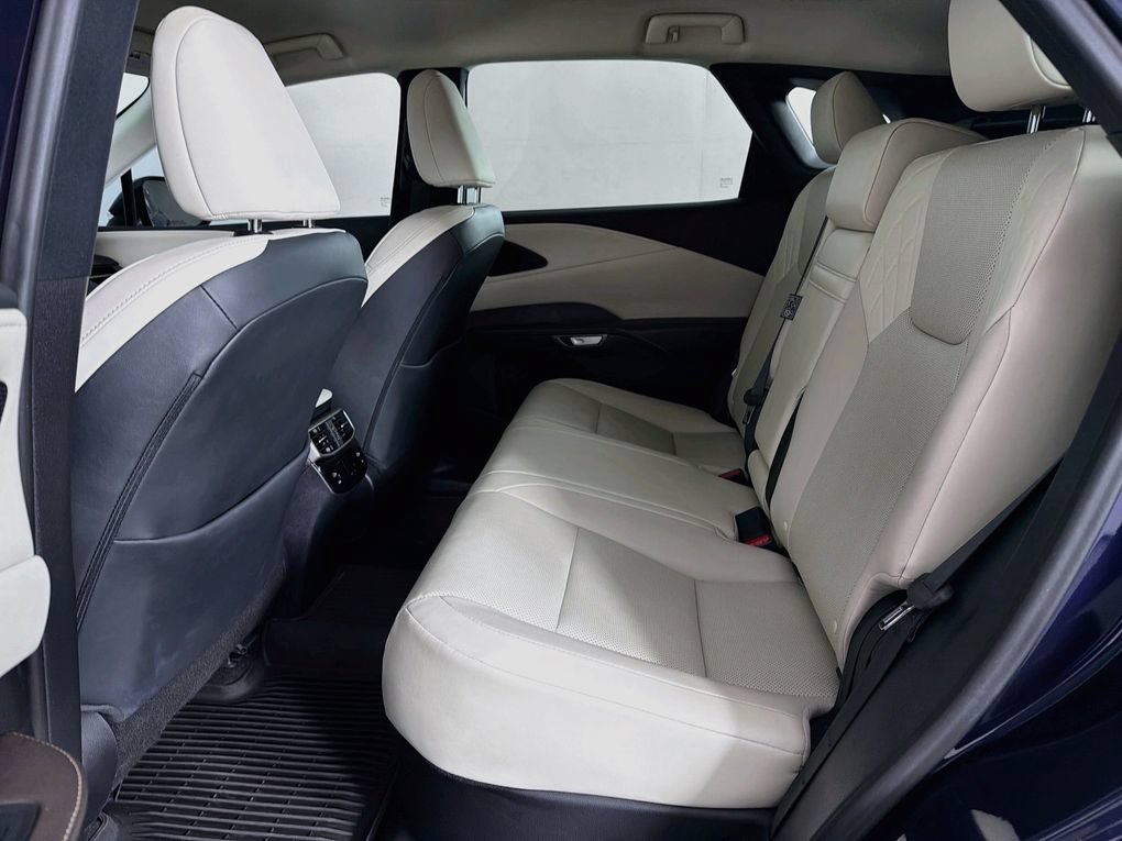 Used 2024 Lexus RX 350 FWD w/ Technology Package image 37
