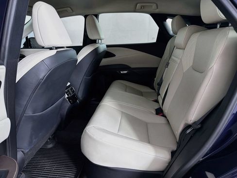 Used 2024 Lexus RX 350 FWD w/ Technology Package image 37