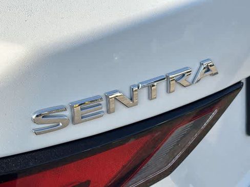 Used 2024 Nissan Sentra SV FWD image 12