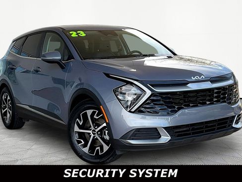 Used 2023 Kia Sportage EX FWD image 3