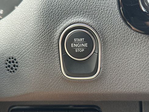 New 2025 Mercedes-Benz Sprinter 2500 image 24