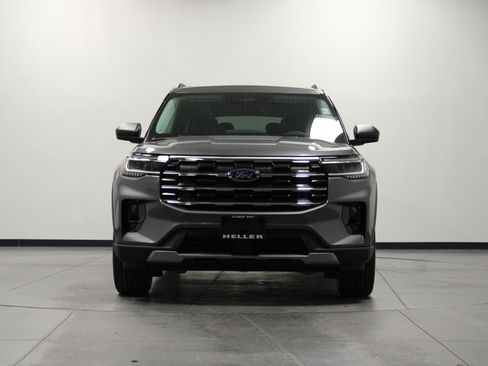 New 2026 Ford Explorer Active w/ Active Comfort Package AWD/4WD image 9