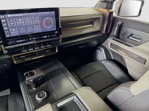 Used 2025 GMC Hummer EV 2X AWD/4WD image 23