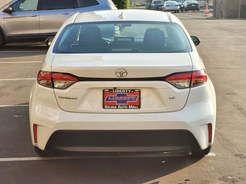 Used 2024 Toyota Corolla LE image 6