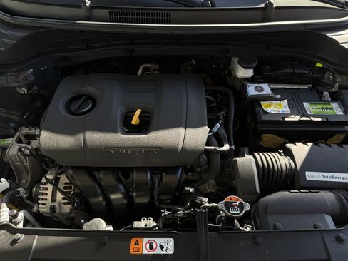 Used 2024 Kia Soul LX w/ Option Group 015 FWD image 36