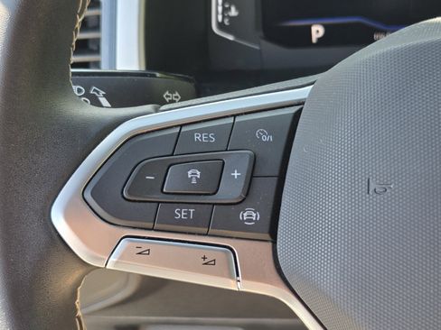 Used 2023 Volkswagen Atlas Cross Sport SE image 22