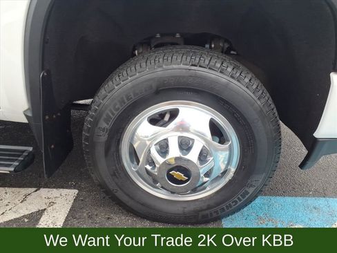 Used 2022 Chevrolet Silverado 3500 High Country image 24