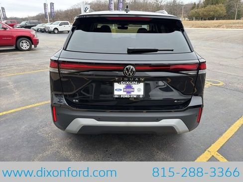 New 2025 Volkswagen Tiguan SE AWD/4WD image 6