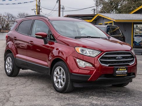 Used 2020 Ford EcoSport SE image 3