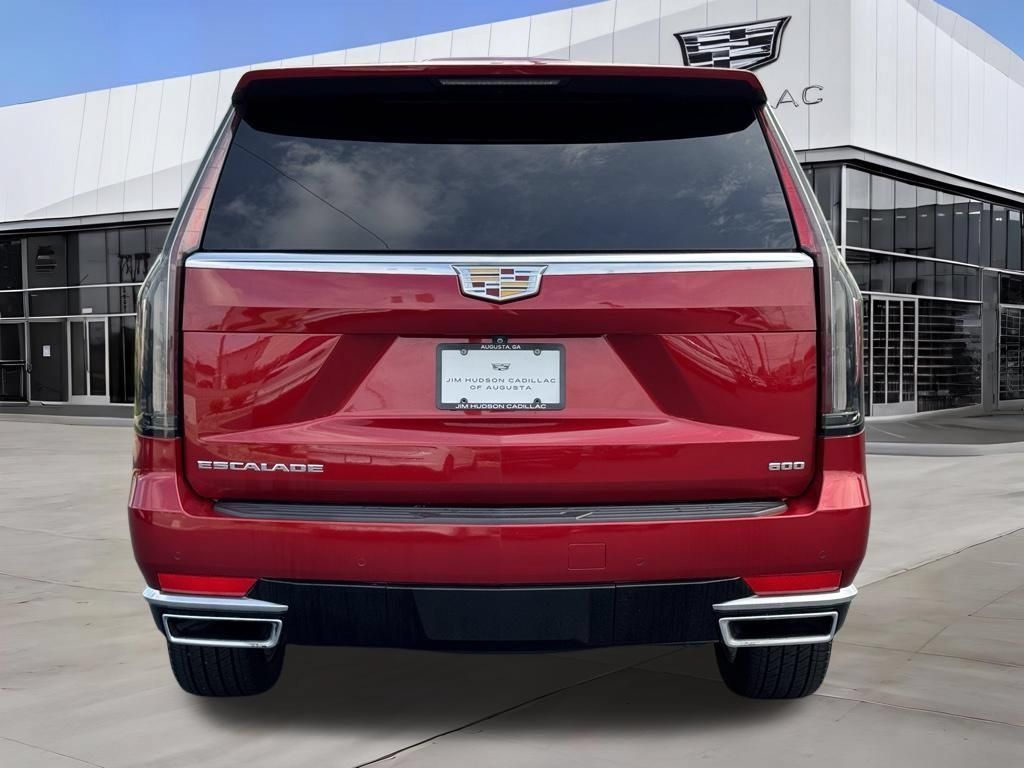 Used 2022 Cadillac Escalade Luxury AWD/4WD image 7