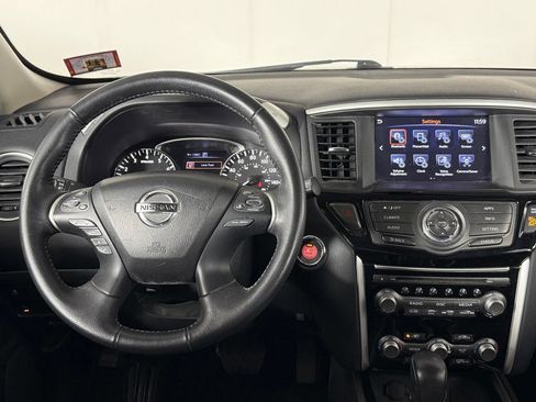 Used 2019 Nissan Pathfinder SV AWD/4WD image 31
