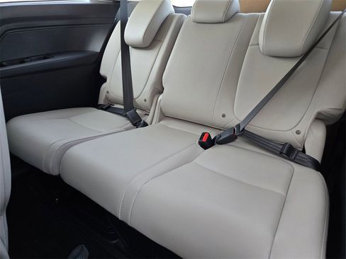 New 2026 Honda Odyssey EX-L image 16