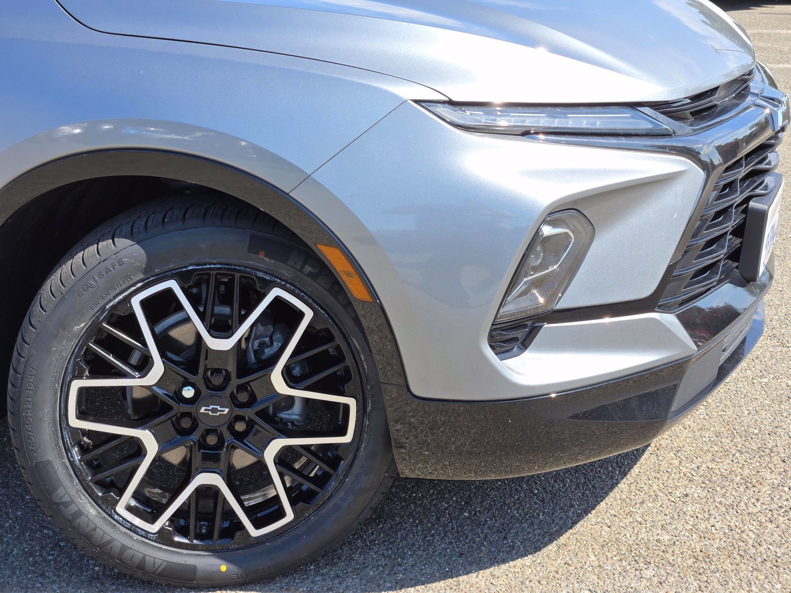 Used 2023 Chevrolet Blazer RS w/ Driver Confidence II Package FWD image 9