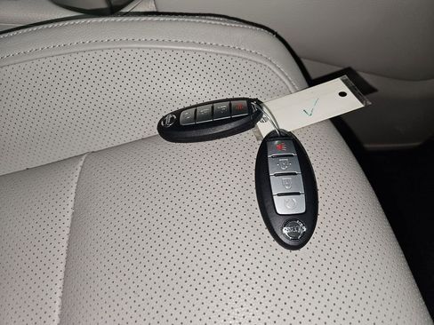 Used 2018 Nissan Rogue Sport SL w/ SL Premium Package image 15