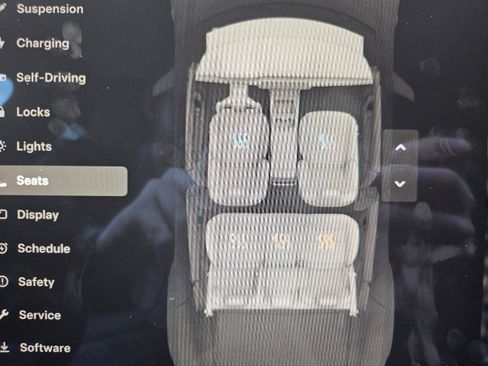 Used 2022 Tesla Model S AWD/4WD image 50
