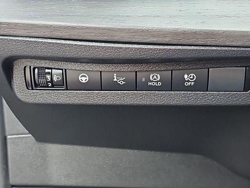 Used 2023 Nissan Ariya Engage image 31