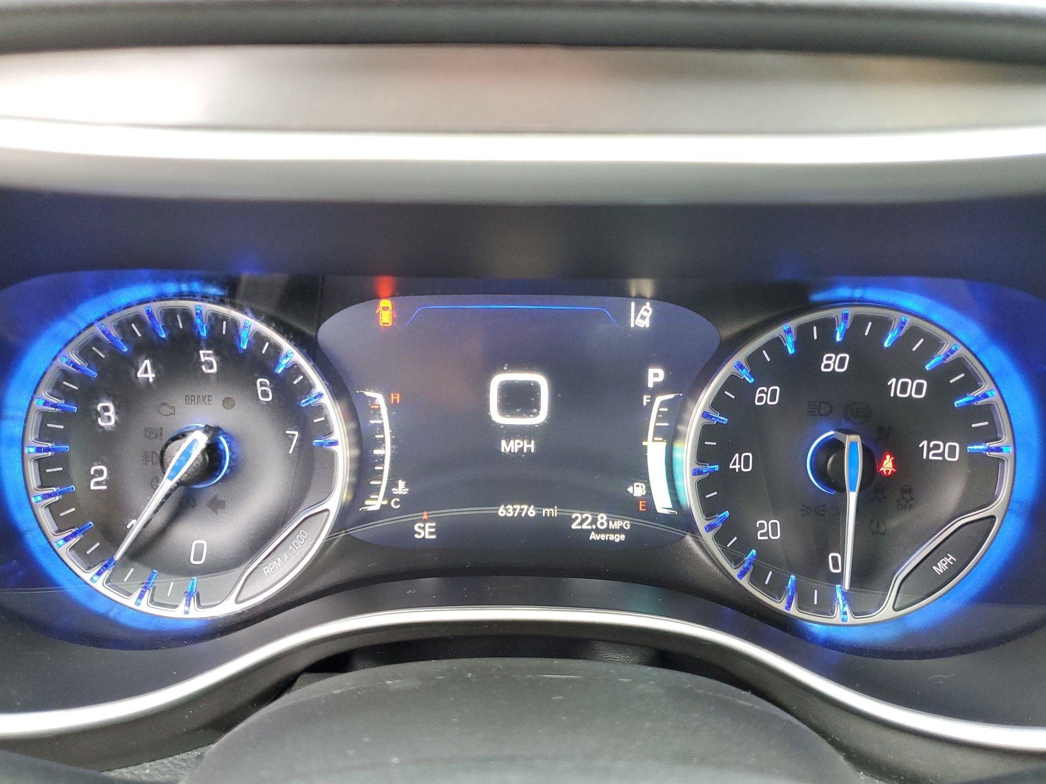 Used 2025 Chrysler Pacifica Select FWD image 9