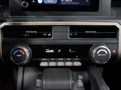 Certified 2025 Toyota Tacoma SR image 21