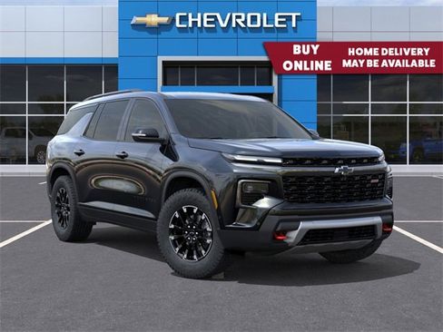 New 2026 Chevrolet Traverse Z71 w/ Enhanced Driving Package image 1