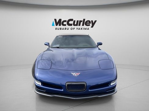 Used 2004 Chevrolet Corvette Convertible w/ Preferred Equipment Group image 9