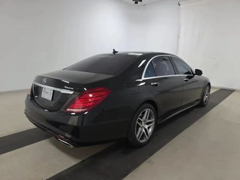 Used 2015 Mercedes-Benz S 550 4MATIC Sedan w/ Sport Package image 4