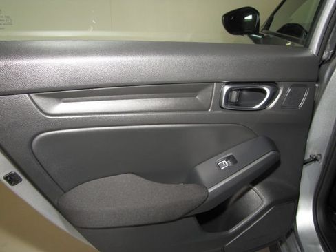 Certified 2025 Honda Civic Sport image 13